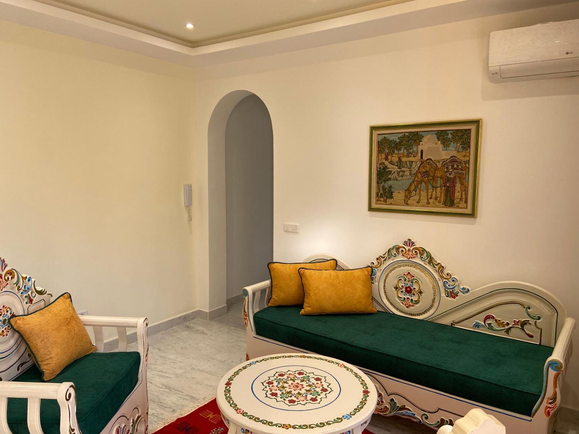 Marsa-Sidi Bousaid Cosy Authentic Apartment La Marsa Exterior photo